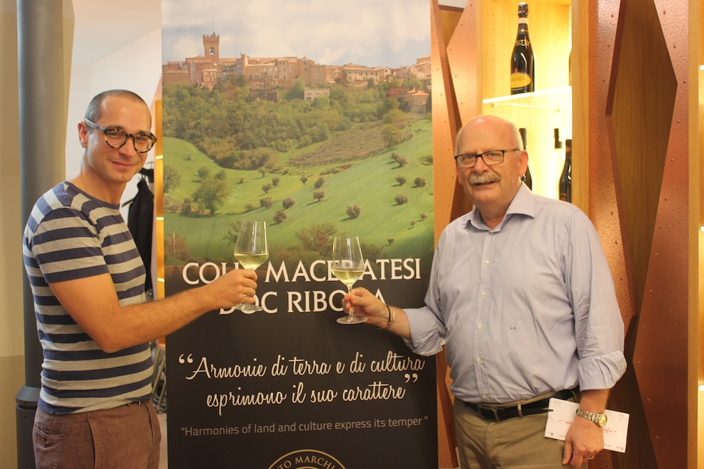 Alla Civica Enoteca brindisi tra stampa e i cast delle opere