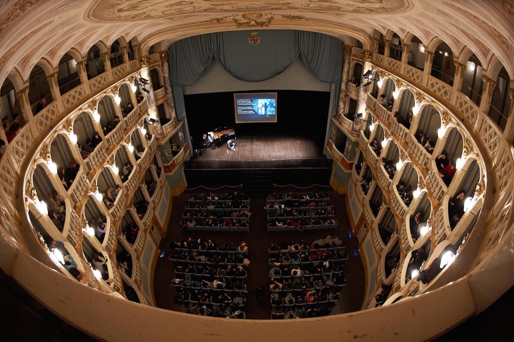 28618769_1890176431016589_3766077395411420400_o