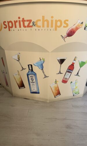 SPRITZ & CHIPS
